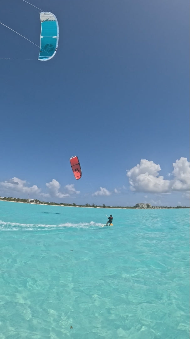 その他 The Complete Kiteboarding Guide Featurin その他 The Complete Kiteboarding Guide Featurin The